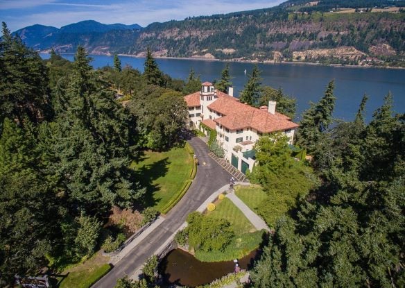 aerial view of Columbia River Gorge Hotel & Spa
