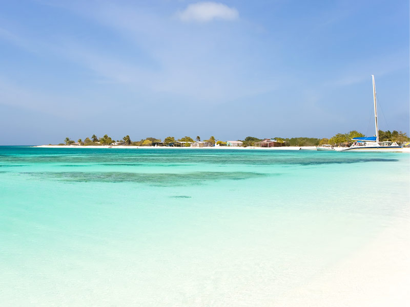  Los Roques Archipelago National Park