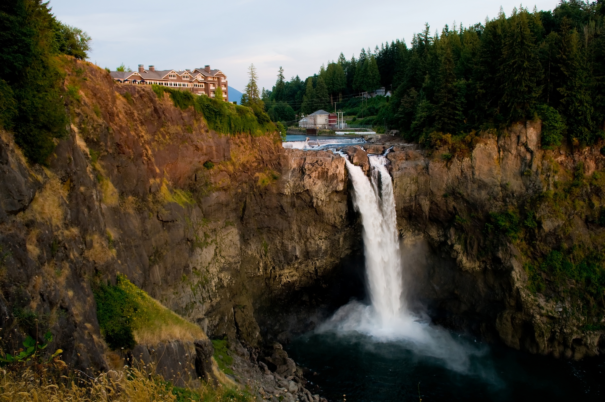 Snoqualmie Falls