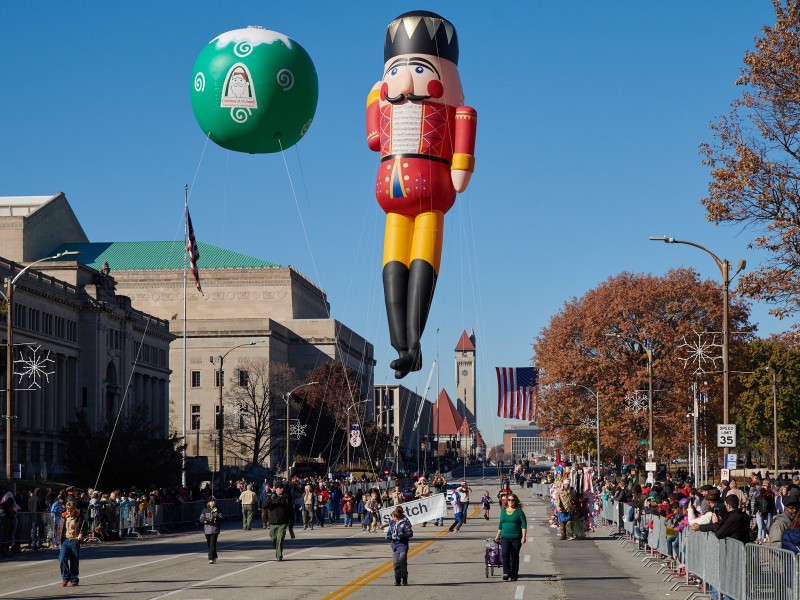 Ameren's Thanksgiving Day Parade