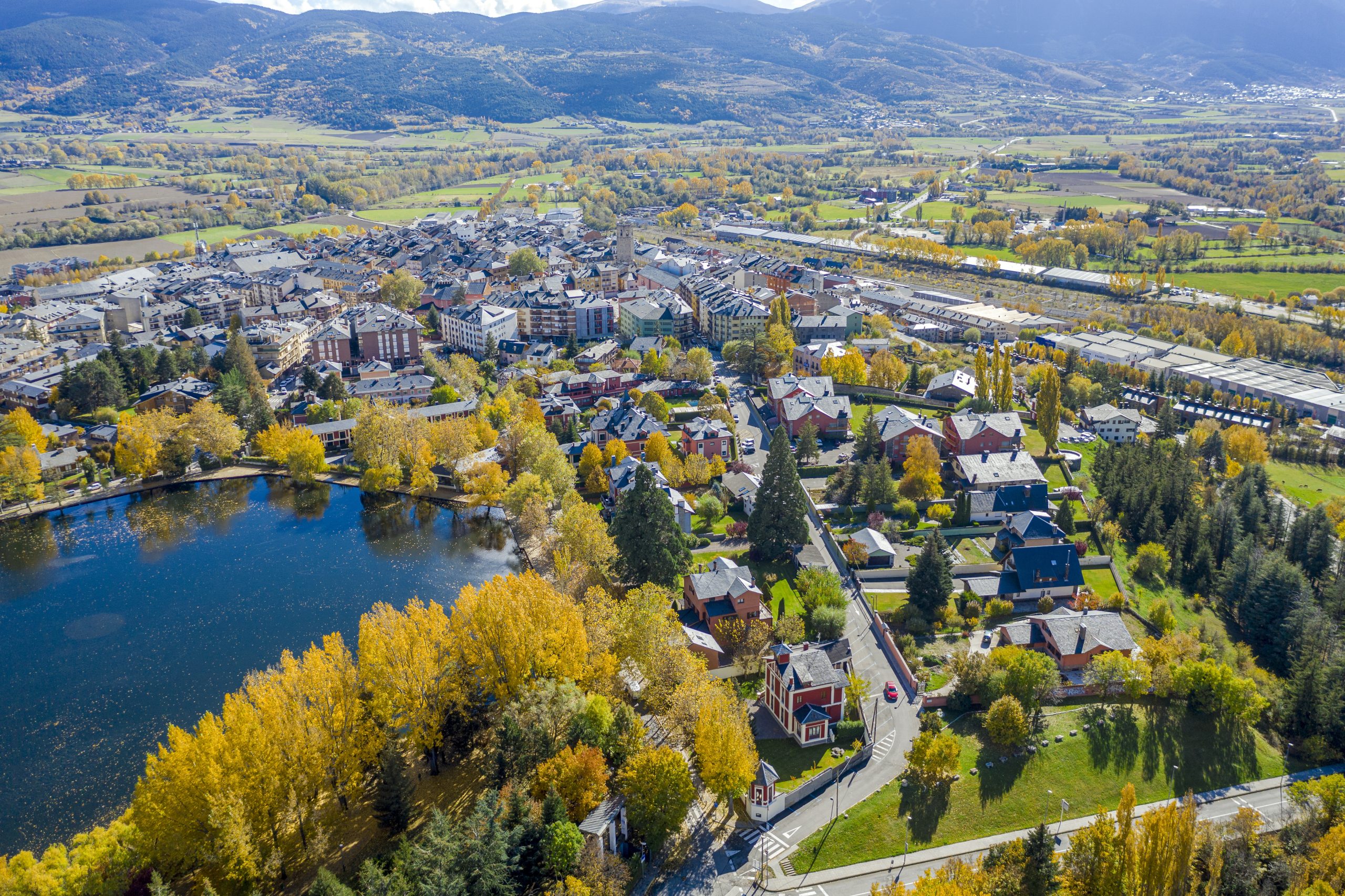 Puigcerda Lake Cerdanya Spain