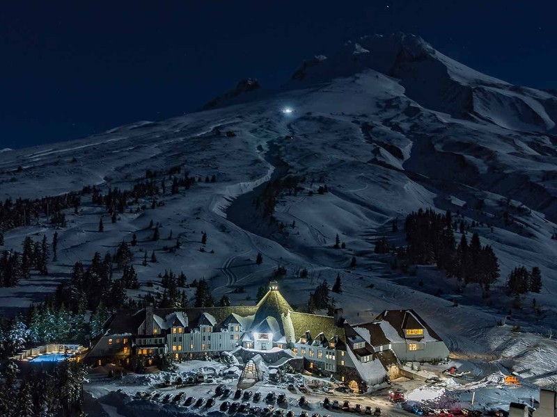 Timberline Lodge and Ski Area, Timberline Lodge