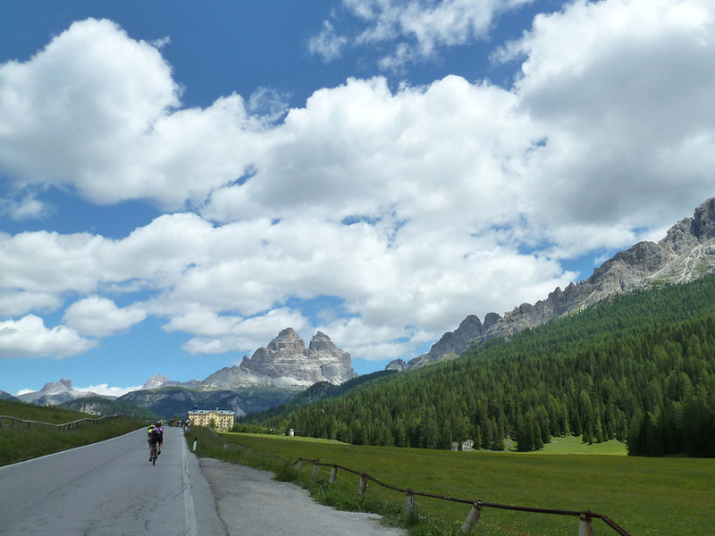 Dolomites to Lake Garda Tour