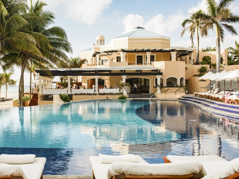 Royal Hideaway Playacar