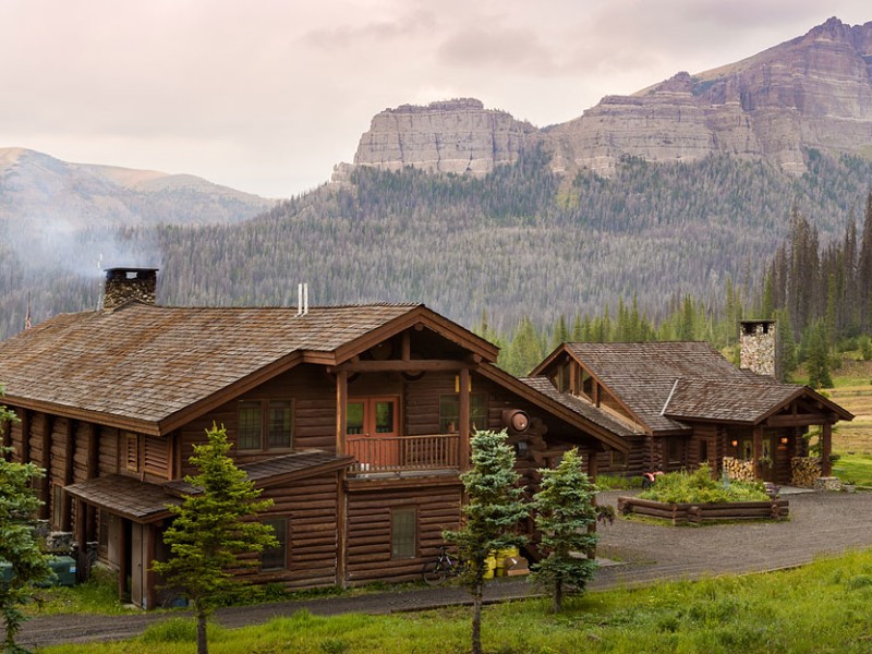 Brooks Lake Lodge and Spa