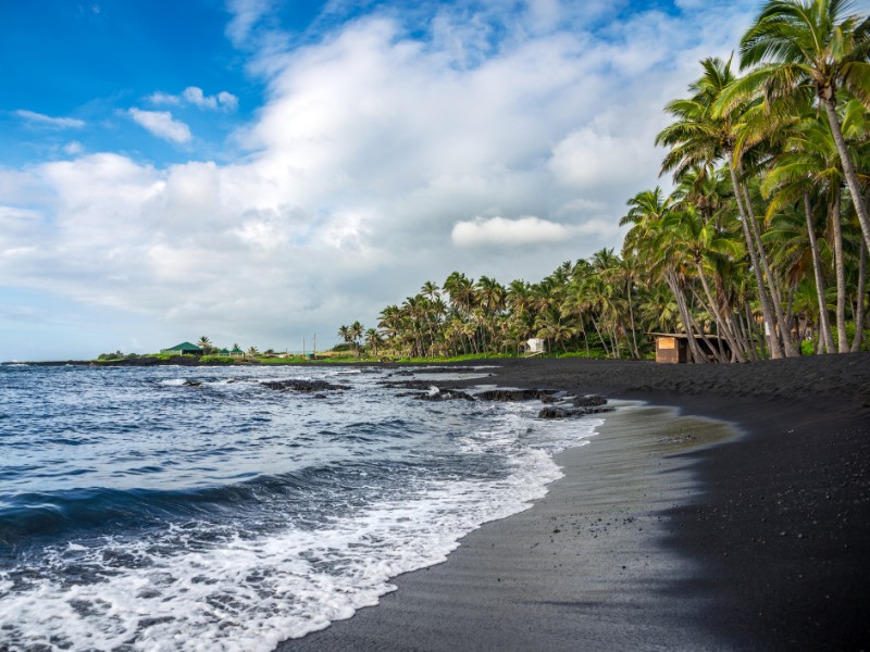 Punaluu Black Sand Beach, Hawaii