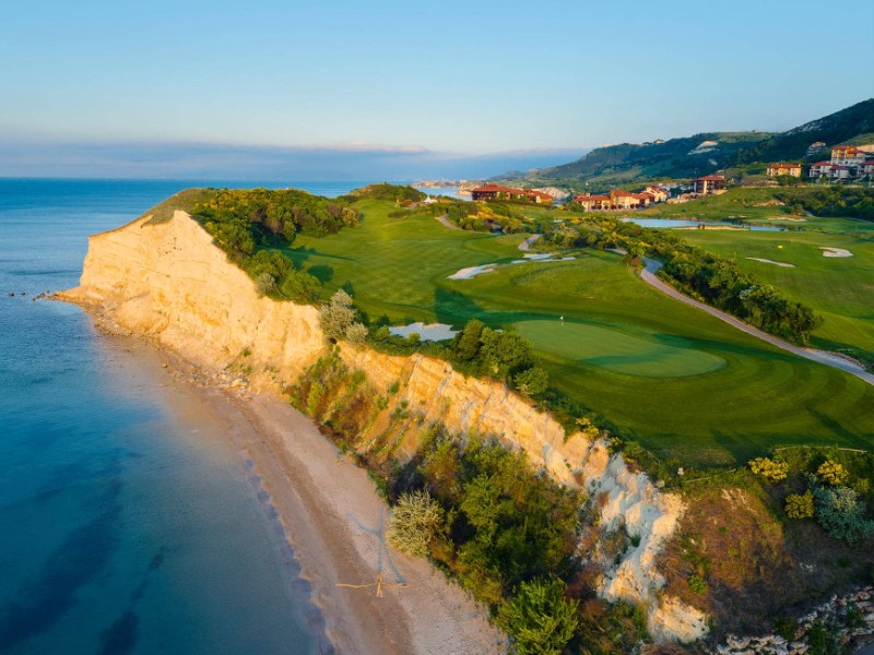 Thracian Cliffs Golf & Beach Resort