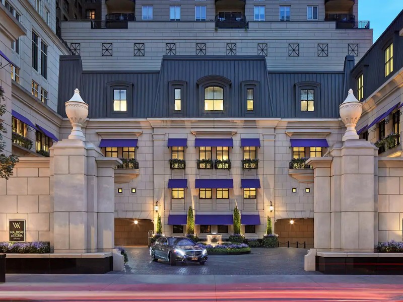 Waldorf Astoria Chicago