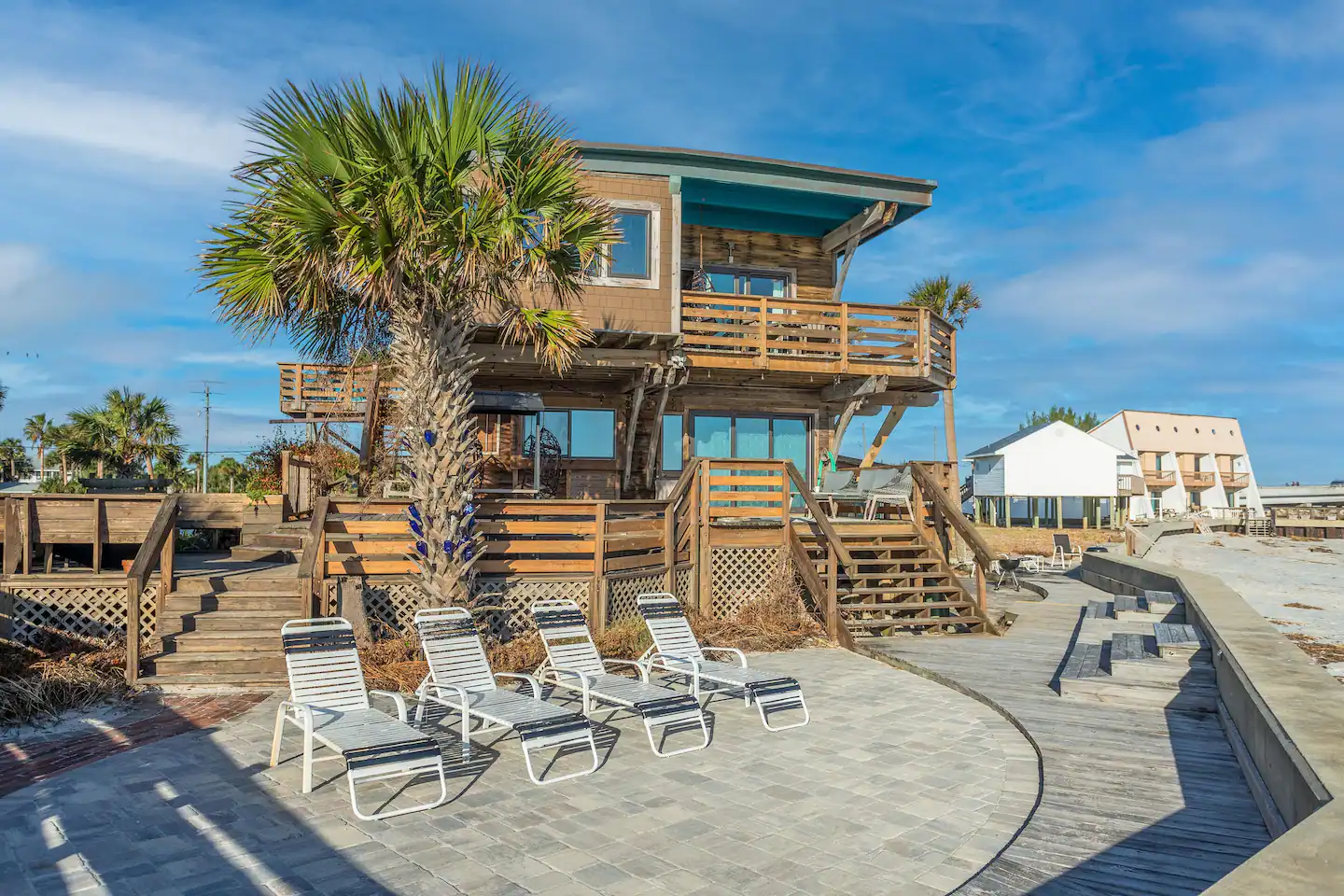 Treehouse Gypsy Palace, Direct Oceanfront