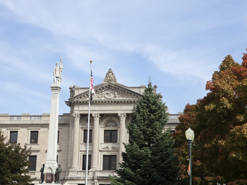 Old courthouse in the center of Sycamore