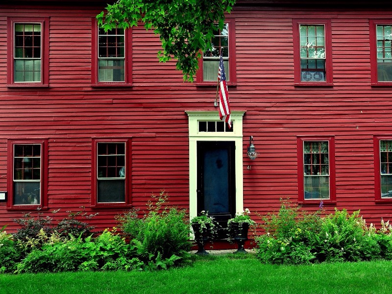 18th-century colonial home in Hancock