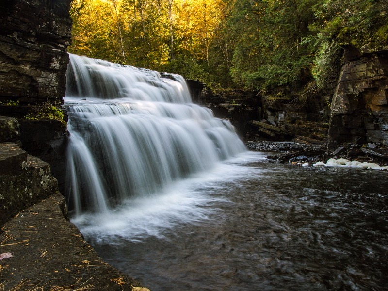 Canyon Falls, Marquette