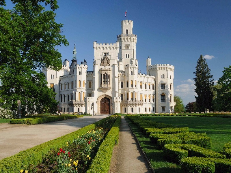 Hluboka Castle