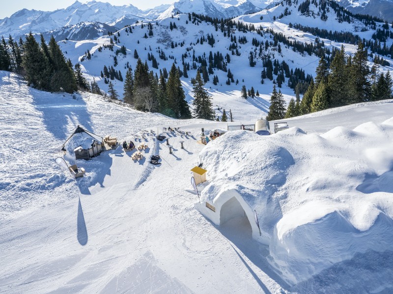 Iglu-Dorf Gstaad – Oberland, Switzerland