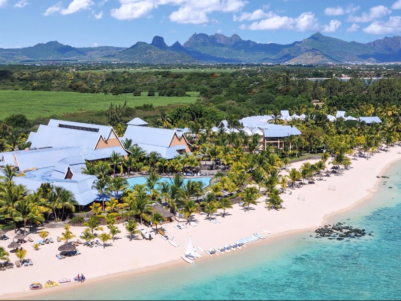 7 of the Best Resorts in Mauritius – Trips To Discover