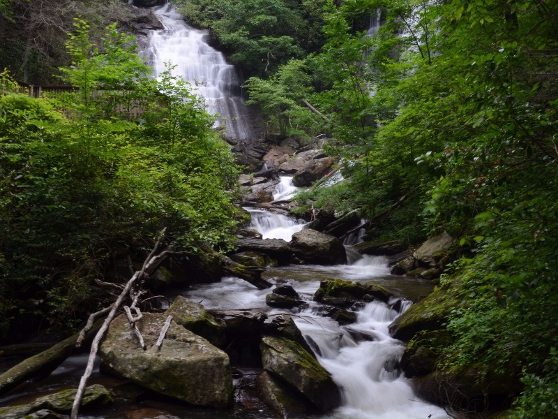 Anna Ruby Falls