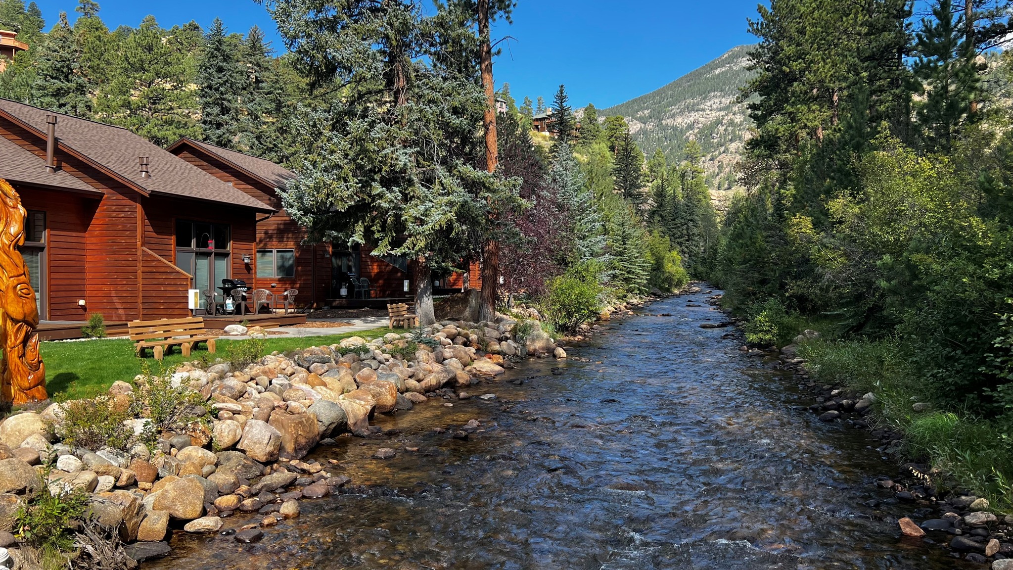 River Stone Resorts & Bear Paw Suites