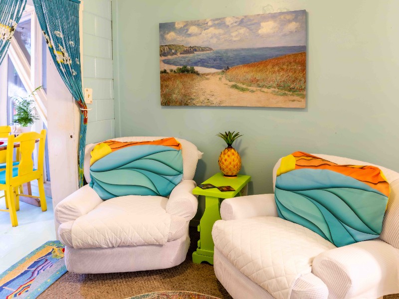 Cute & Quirky Tybee Beach Bungalow