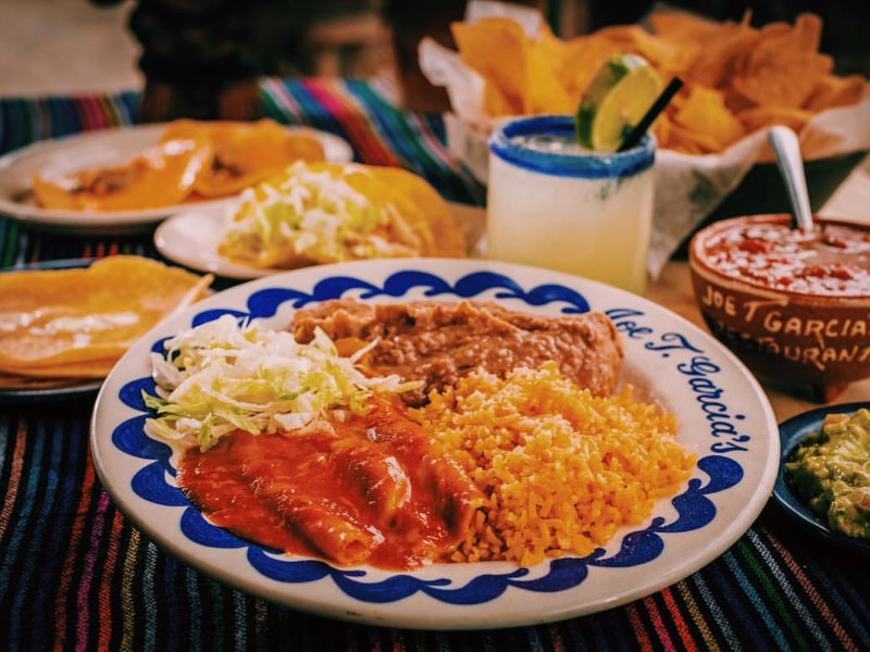 Enchiladas at Joe T. Garcia's 