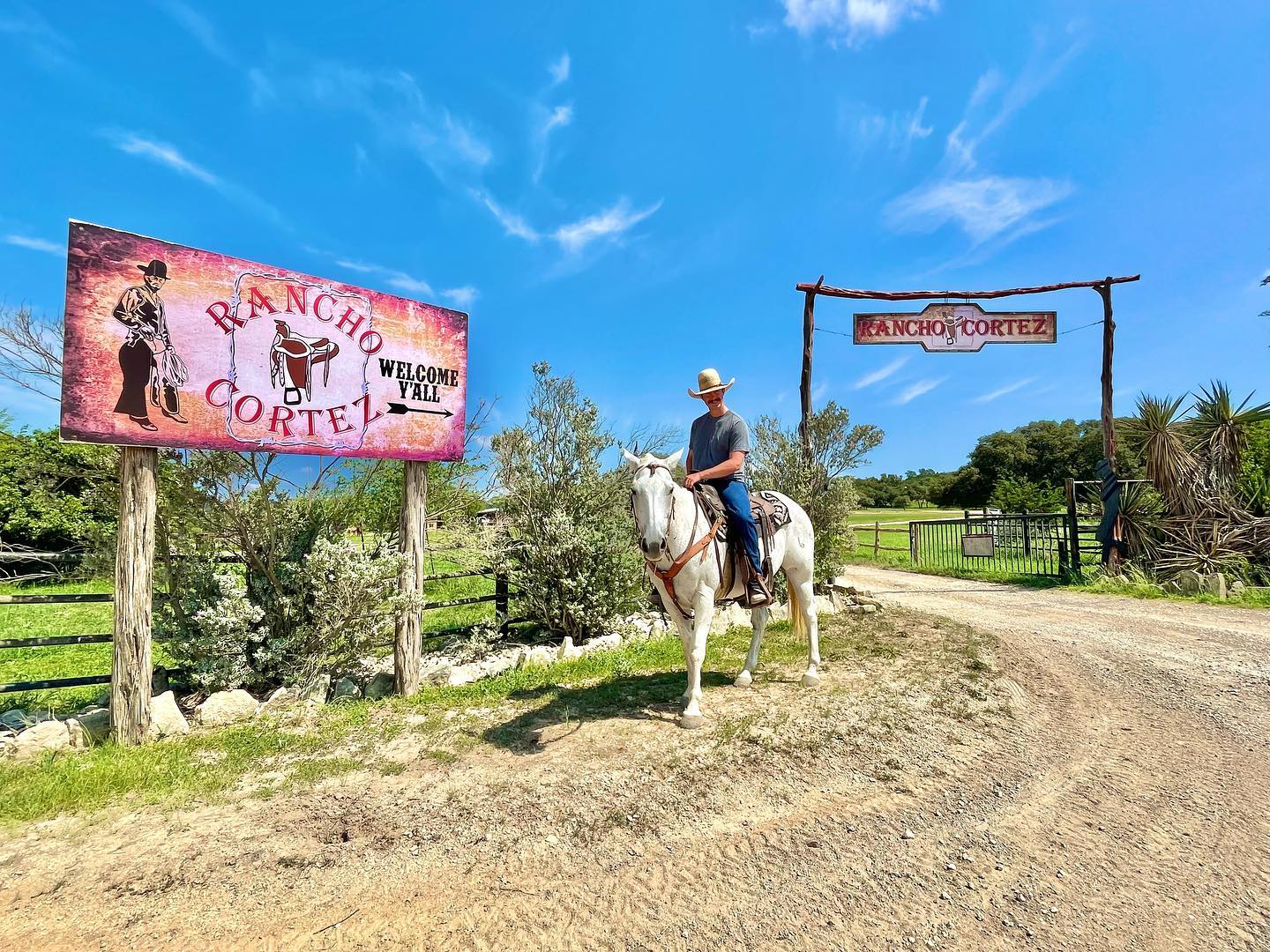 Rancho Cortez, Bandera