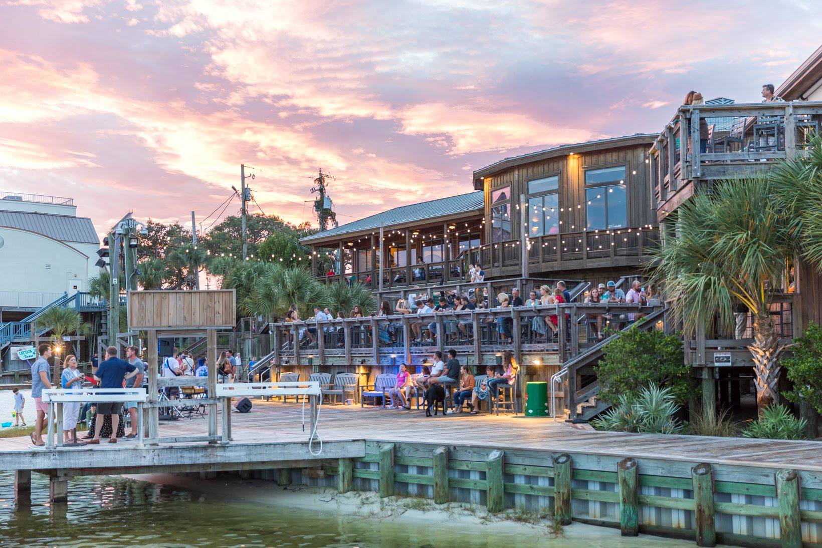 Boshamps Seafood & Oyster House