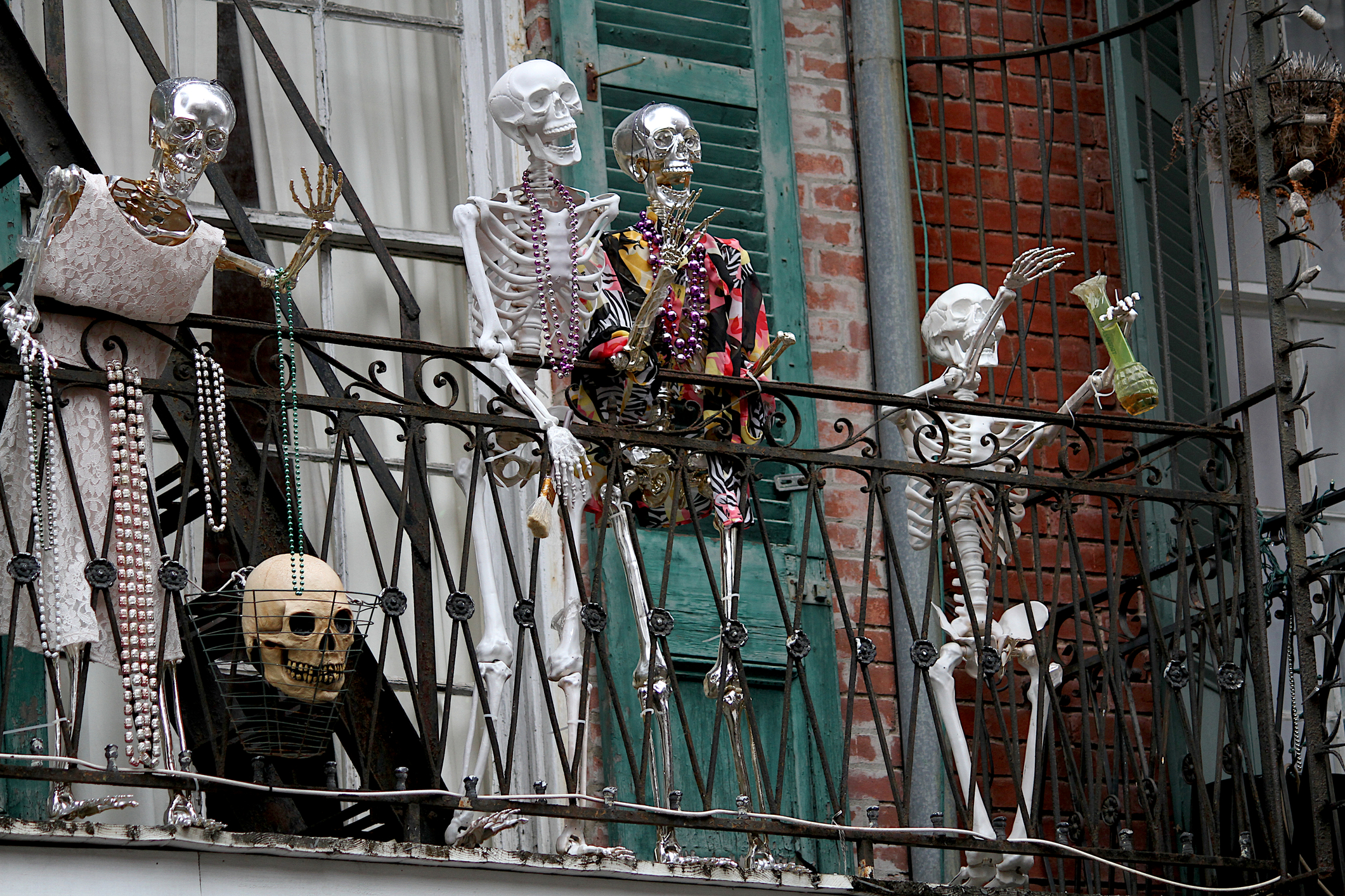 Balcony in New Orleans decorated for Halloween 