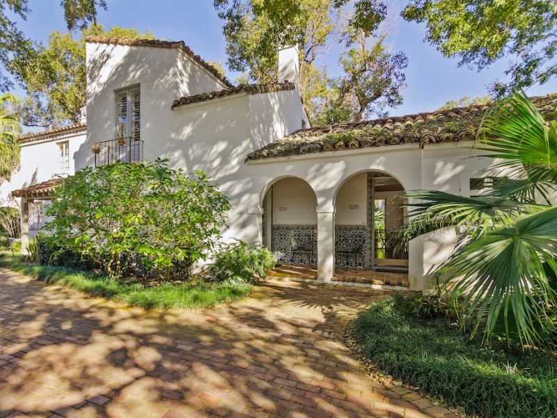 Historic Architecturally Distinctive Apartment