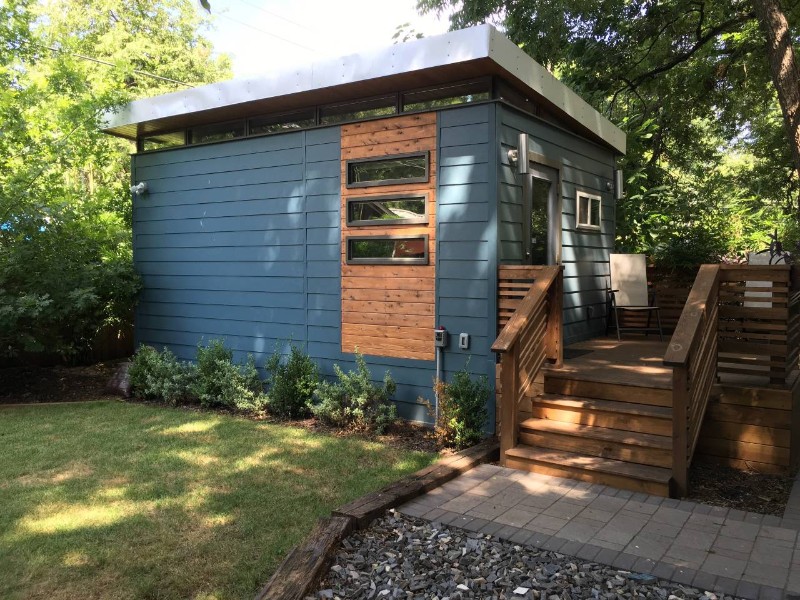 Stay in a tiny house in East Austin. 