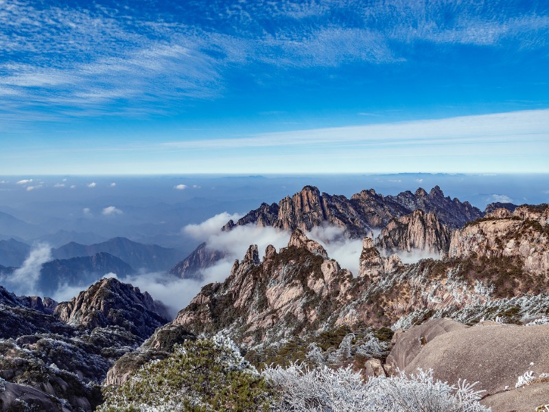 Clouds above the peaks of Huangshan National Park