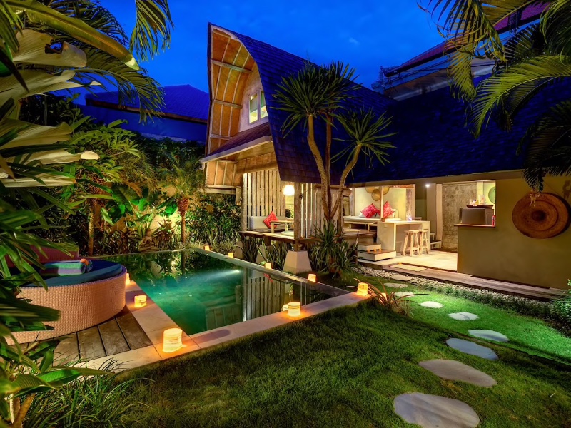 Romantic Luxury Escape Seminyak