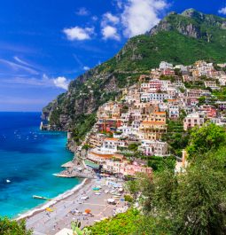 blue water on positano amalfi