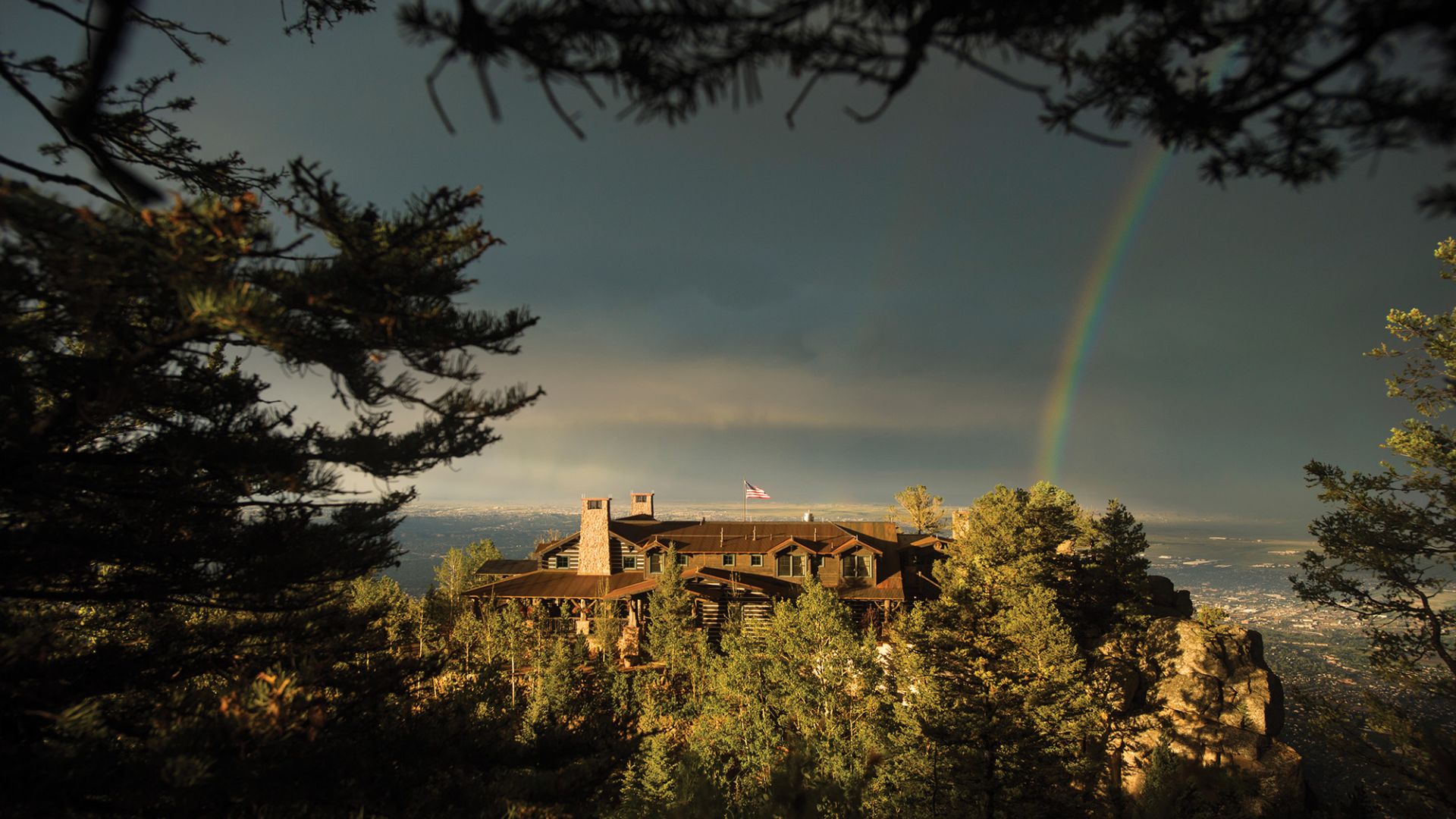 Broadmoor Cloud Camp, Colorado Springs