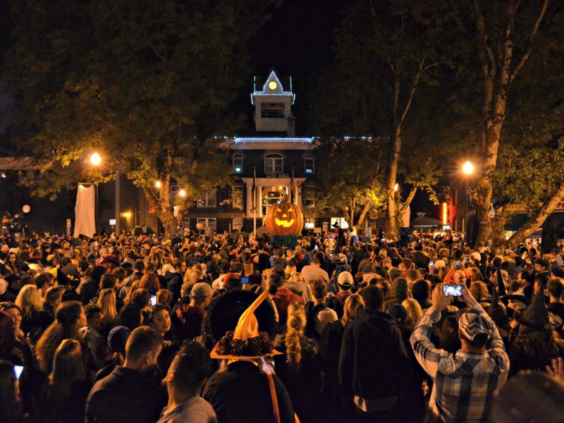 Spirit of Halloweentown, Oregon