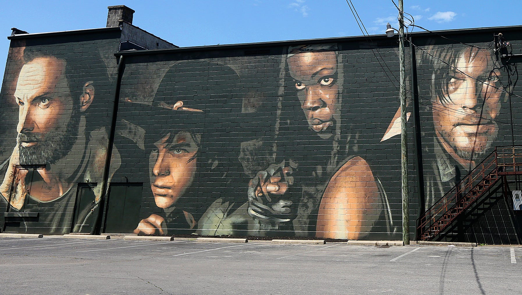 The Walking Dead mural in Cynthiana, Kentucky 