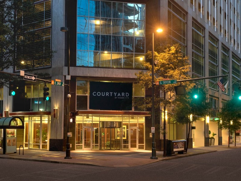 The Courtyard Charlotte City Center is located right in the heart of uptown Charlotte.