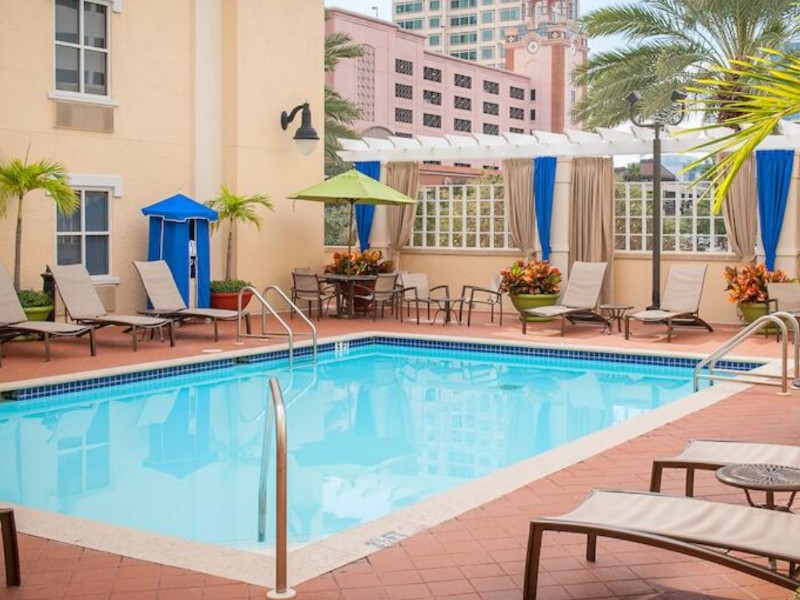 Hampton Inn and Suites St. Petersburg Downtown