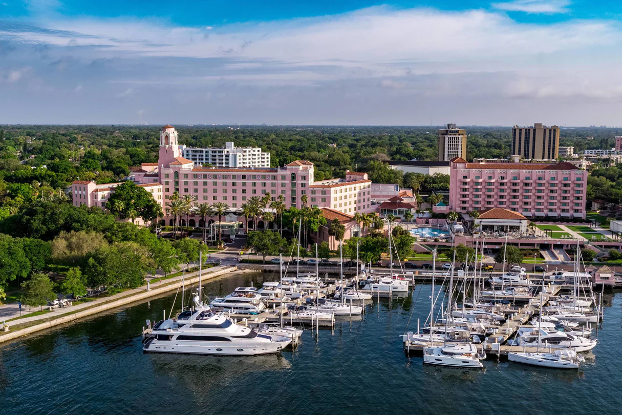 The Vinoy Renaissance St. Petersburg Resort & Golf Club