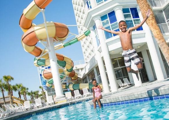 kids playing at crown reef beef resort