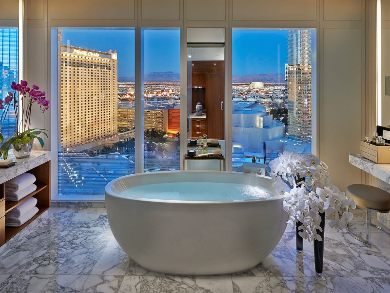 Tub in the room at Waldorf Astoria Las Vegas