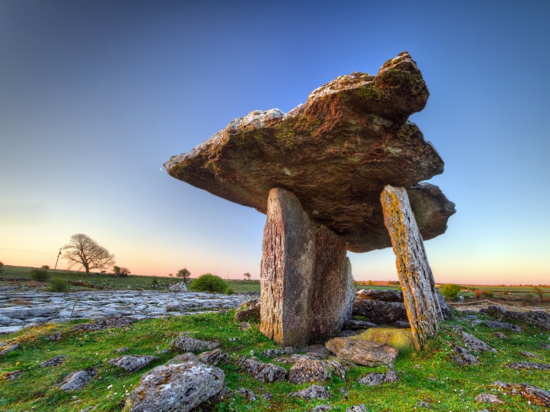 Poulnabrone dolmen, portal tomb in the Burren, County Clare, Ireland