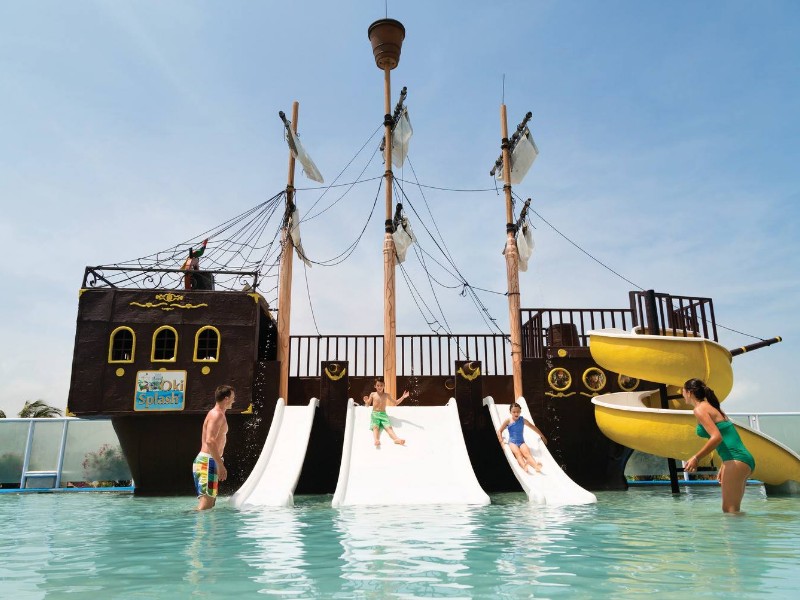 Pirate ship water slides, Panama Jack Resorts Cancun