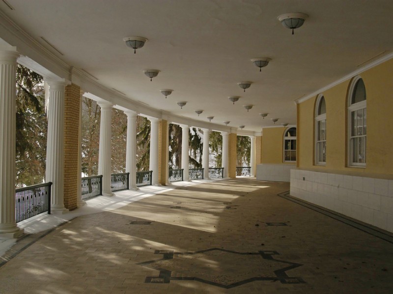 The front porch of an early 1900s hotel in French Lick, Indiana