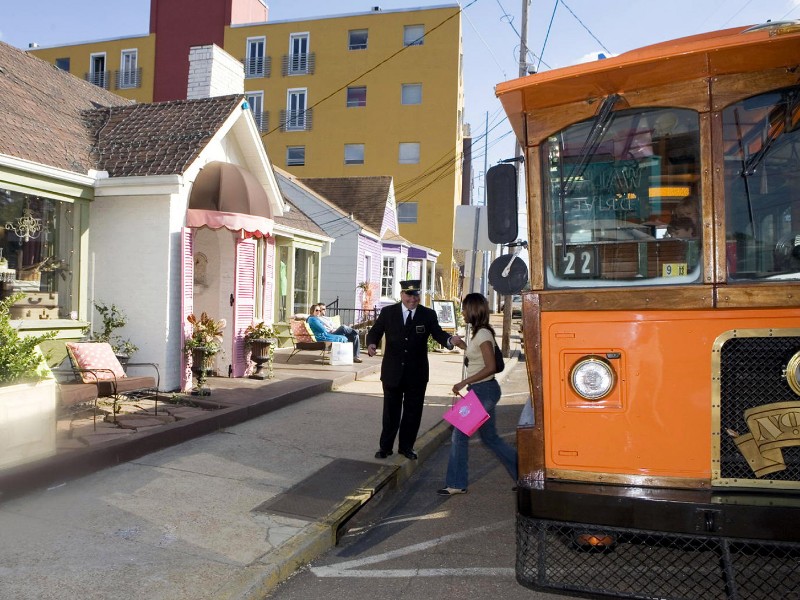 Fondren District - Trolley