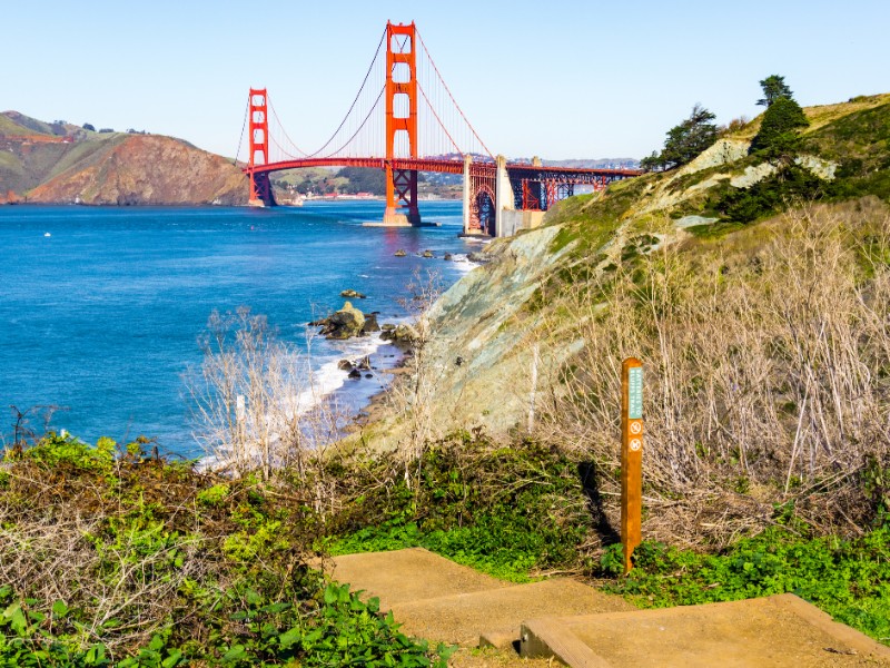 View towards Golden Gate bridge from the coastal trail, Presidio Park, San Francisco,