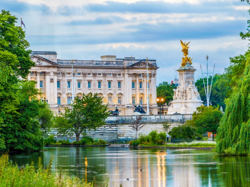 Buckingham Palace