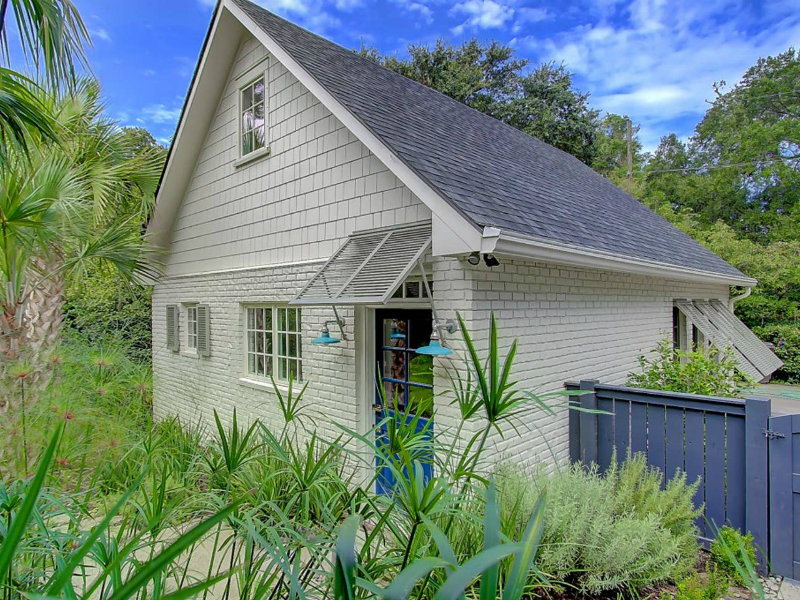 Charming Charleston Carriage House