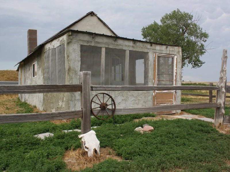 Badlands 1880 Original Homestead Cabin, Scenic South Dakota Airbnb