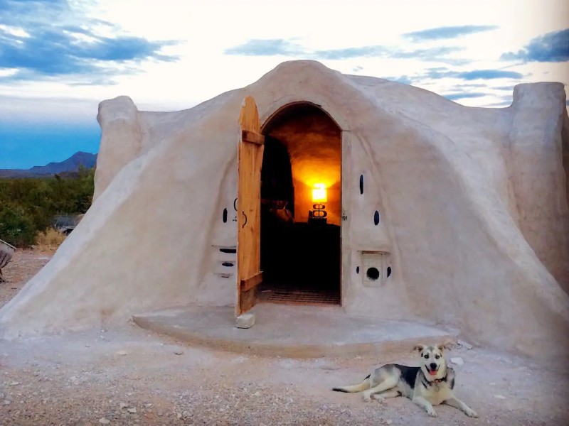 Off Grid Adobe Dome, Terlinga, Texas Airbnb