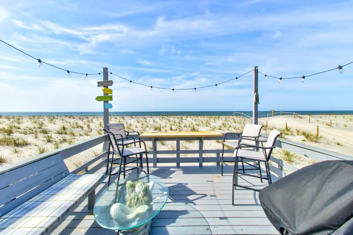 Oceanfront Hideaway with Beach Access