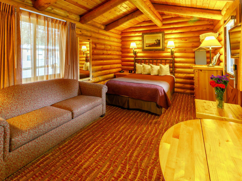 Queen Studio Log Cabin